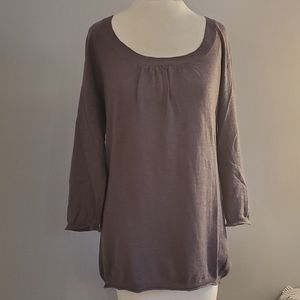 3/$20 b.u.m equipment sweater